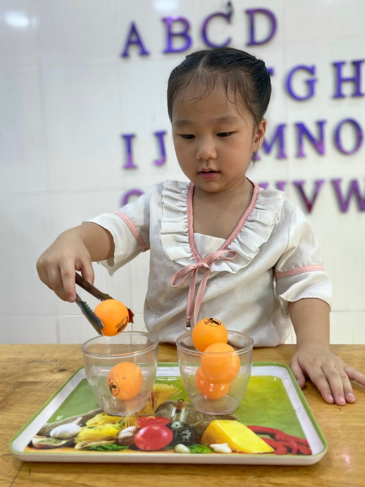 Slide fabb8d03-f025-4a58-bfdf-515874e0605f