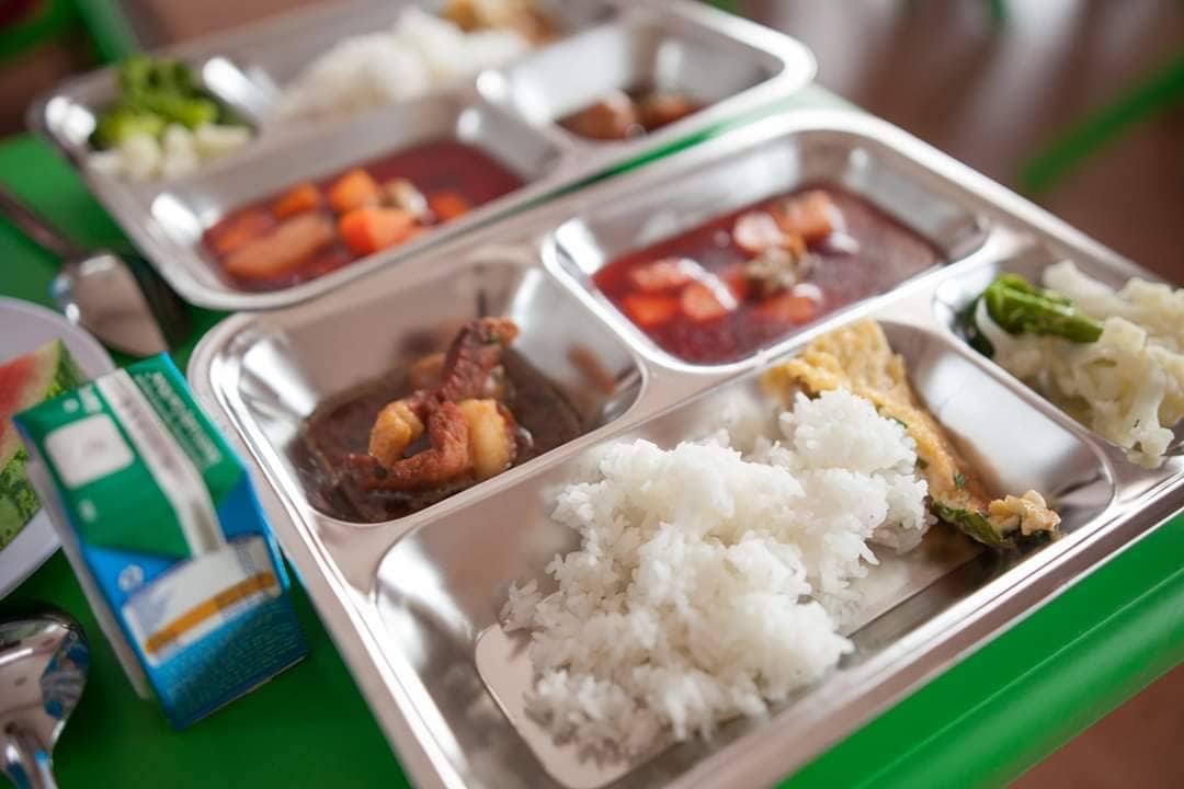 Slide f3851d91-32da-45ca-acee-283c18d6446a