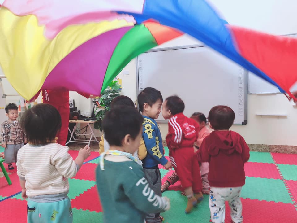 Slide 8563777b-55b1-42ef-9d89-652dce8a18d7