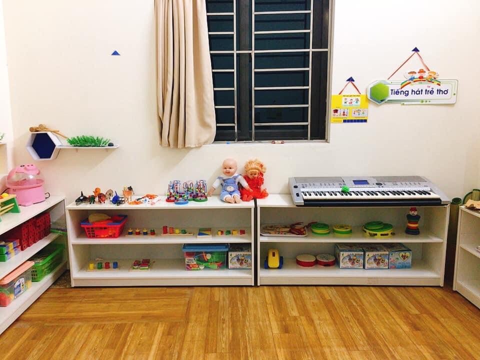 Slide fa9d97e9-7b6a-4add-a9b4-ccf158213d9b