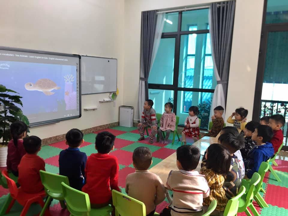 Slide c5f1b022-58f6-4e1b-b5b3-d59fc0402e33