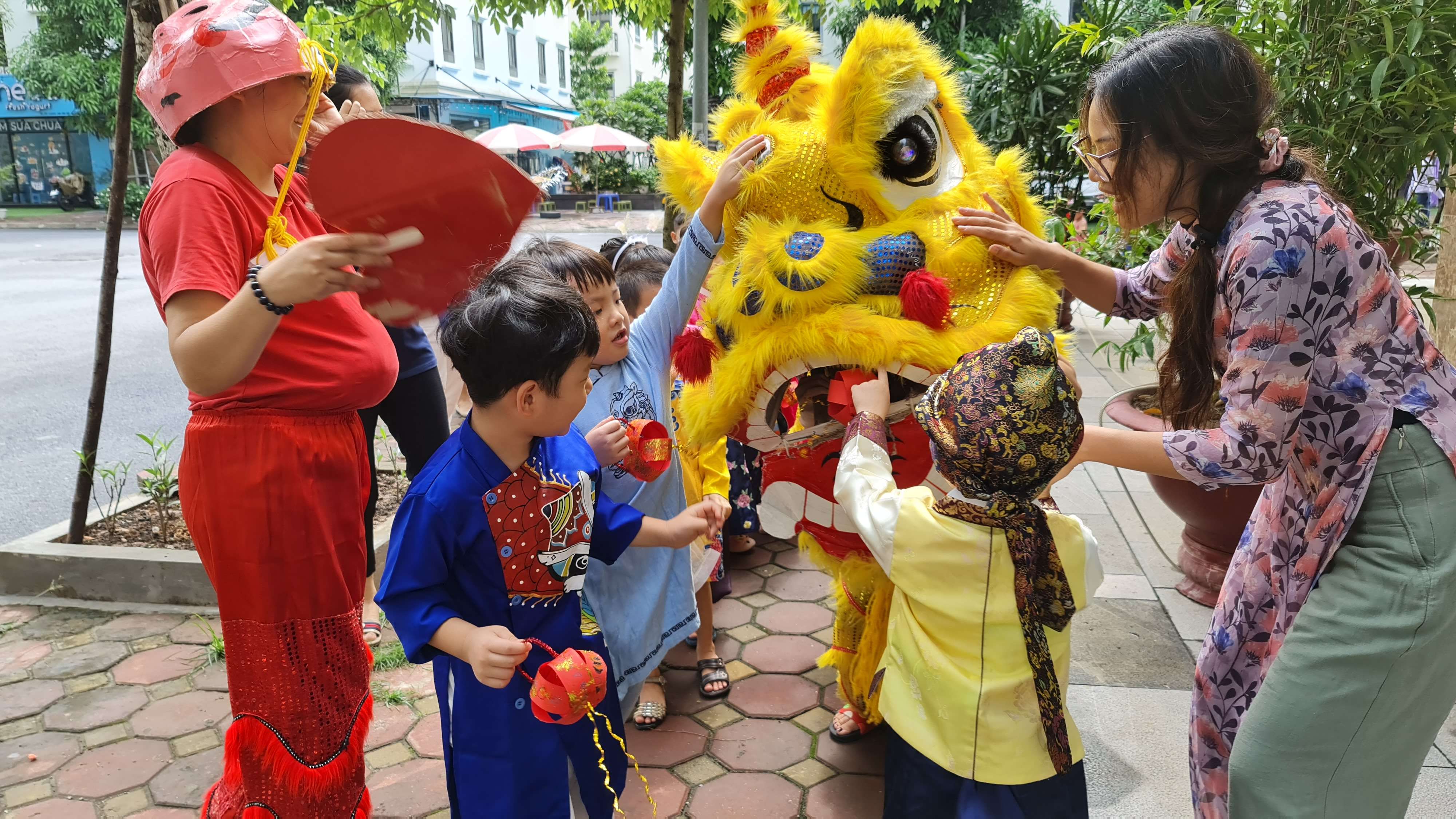 Slide 9a3ba266-e9fb-4329-9841-427ca9ca2793