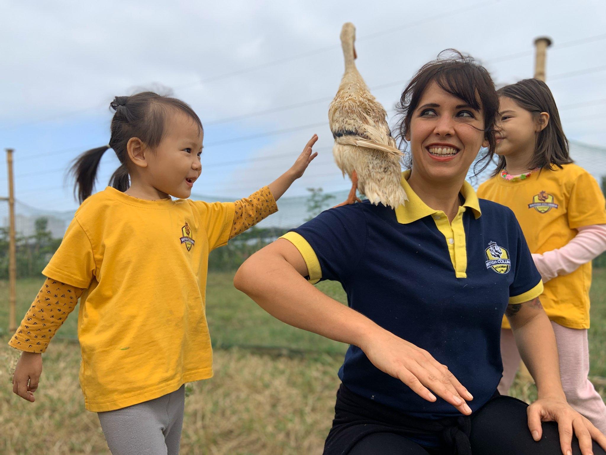 Slide 15ac70d2-d283-425a-9d8e-ac3db6d36828