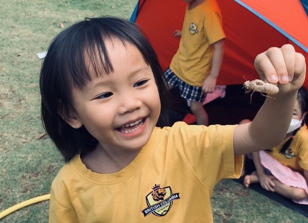 Slide 77c741b2-cd72-45f5-a43b-fc700d05d1c1