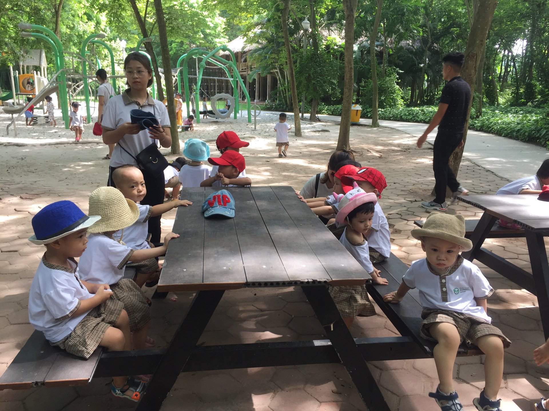 Slide 88338242-27d9-4781-843d-8880c4e14ea9